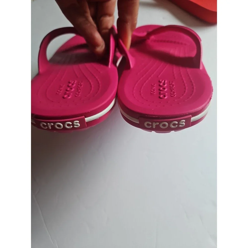 Crocs Kadee II Flip Flops Thong Sandals Hot Pink Junior 4 New